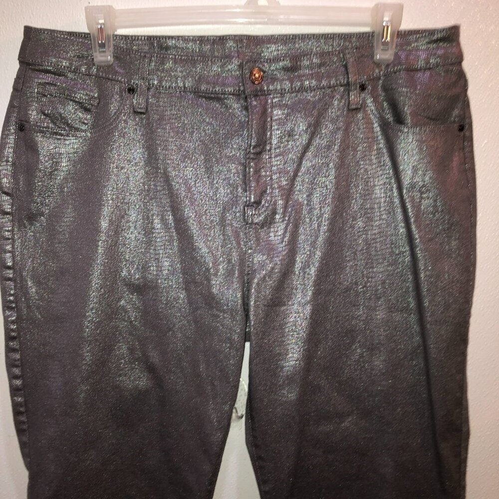 Chicos Womens Size 3.5 18 Silver Shimmer Snakeskin Stretch Ankle Pants Pockets - Picture 5 of 9